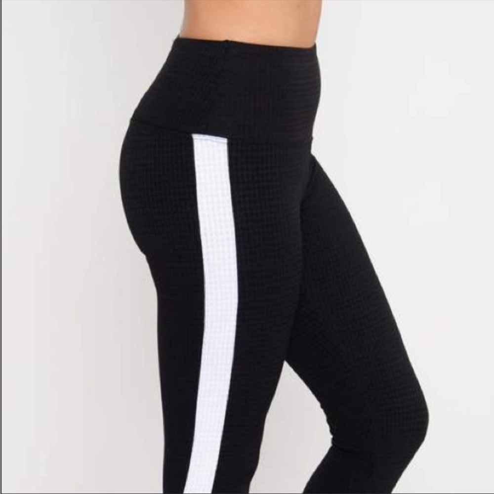 Strut This Gemma legging black white chex XS
